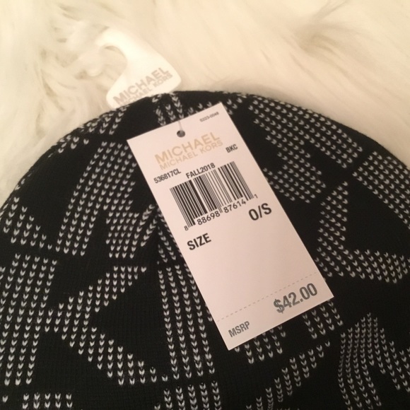 MICHAEL Michael Kors Signature Winter Hat NWT - Picture 5 of 8